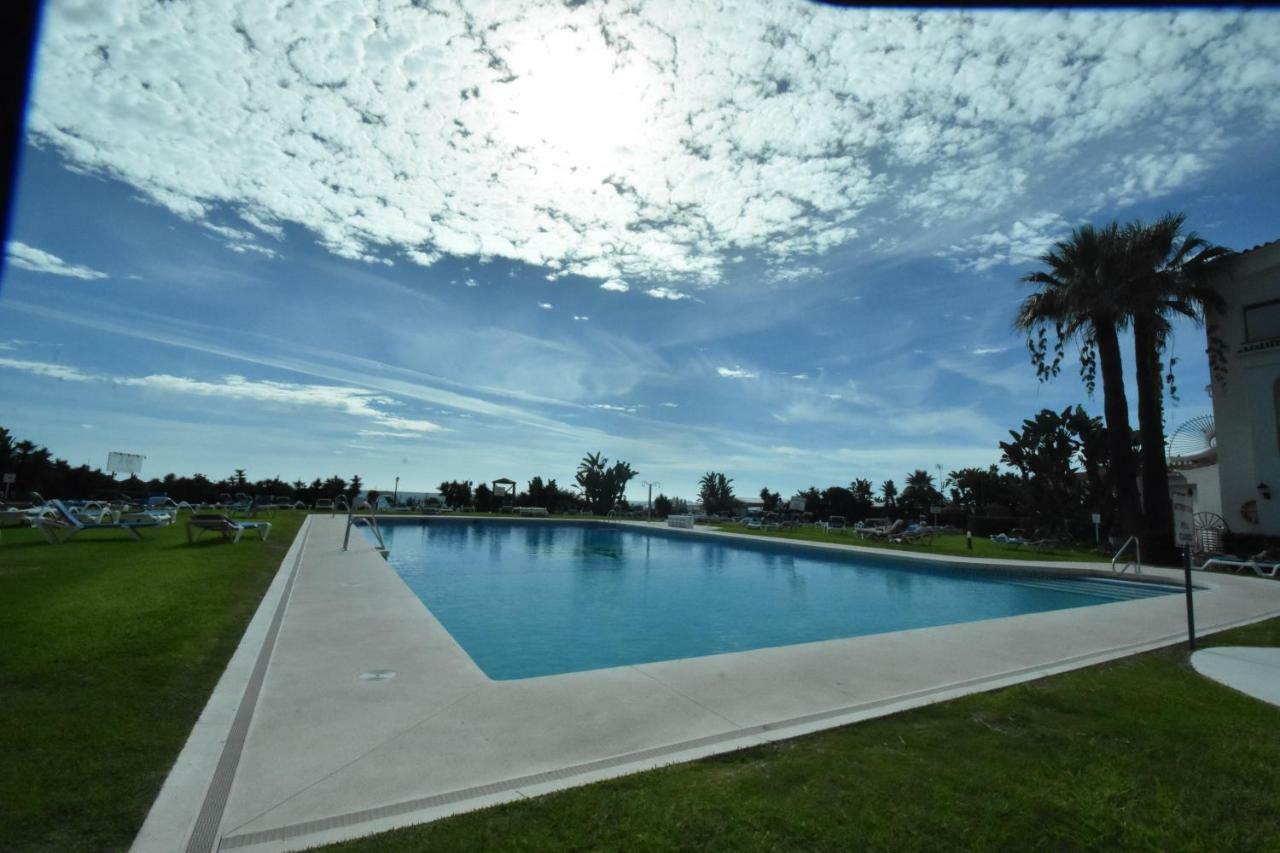 Cabopino Apartament, Marbella'S Beach Exterior photo